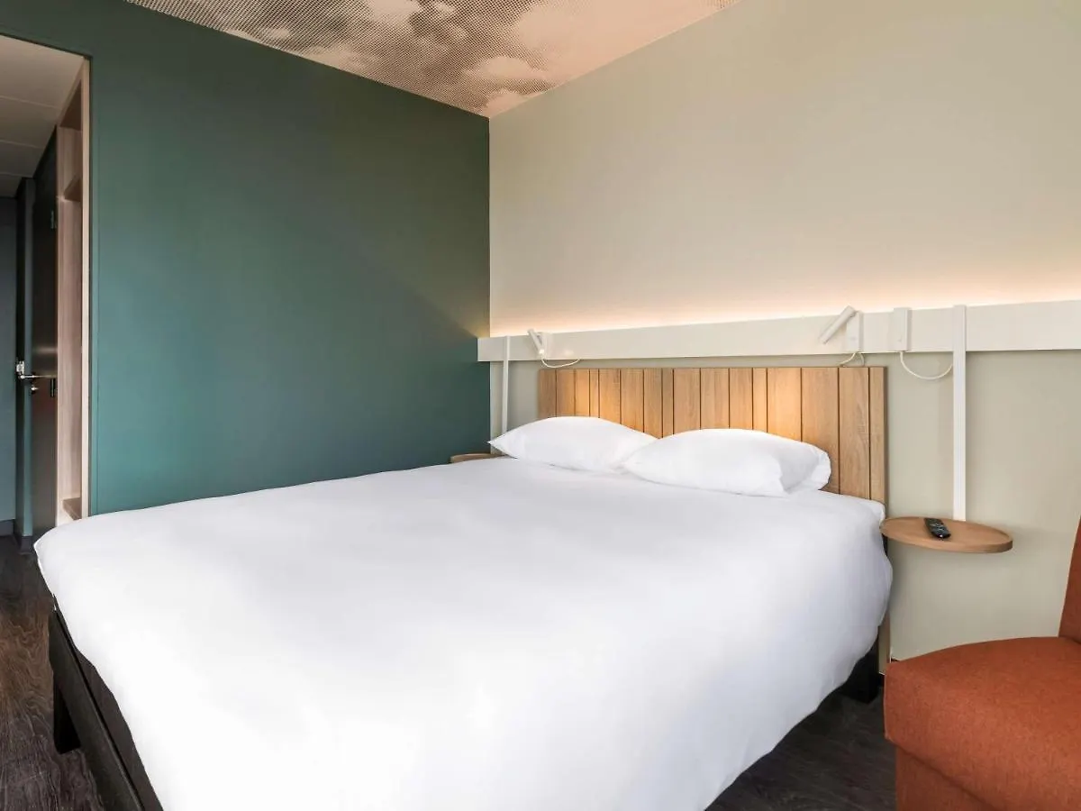 Ibis Lyon Est Meyzieu Hotel